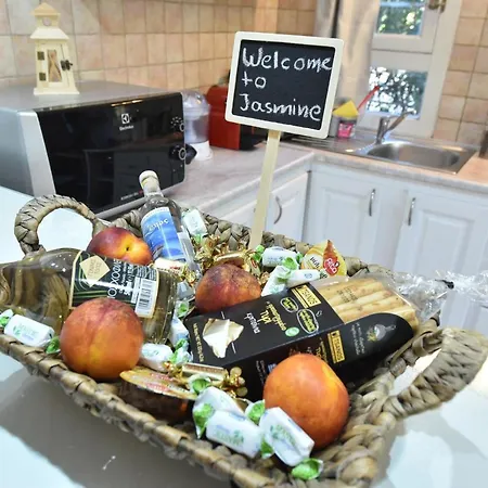 Jasmine Holiday home *